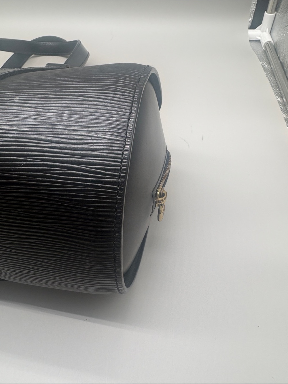 Louis Vuitton Epi Papillon 30 Black Noir Barrel Bag VI1021 France Vintage - Picture 4 of 13